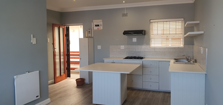 To Let 1 Bedroom Property for Rent in Northcliff Western Cape